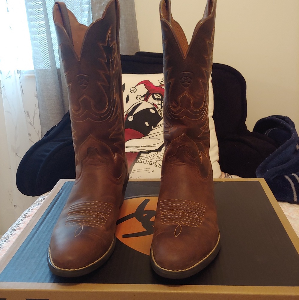 Ariat Hertitage Western Cowgirl Boots